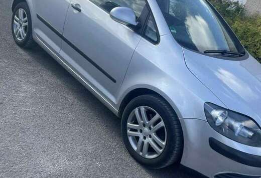 Volkswagen 1.9 TDI 105 Confort DSG