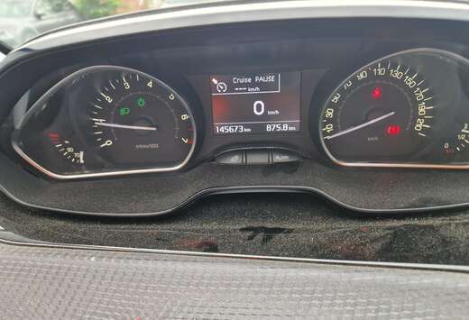 Peugeot 2008 PureTech 82 Style