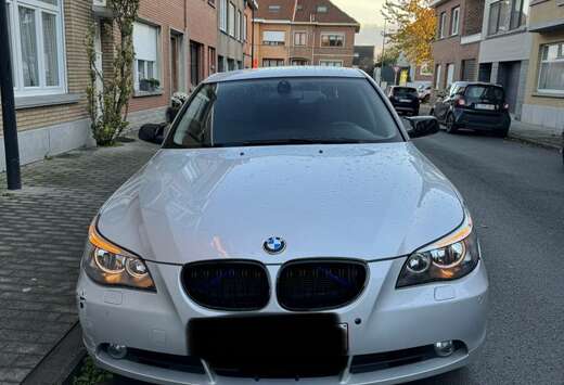 BMW 520iA Exclusive Line