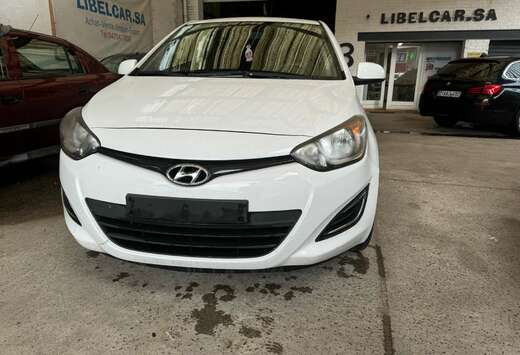 Hyundai 1.1 CRDi Business Edition airo possible car p ...