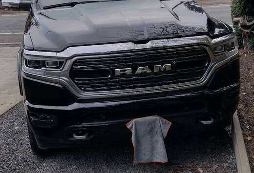 Dodge LIMITED TVA Déductible