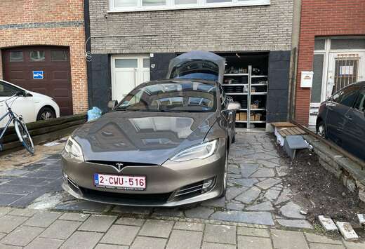 Tesla 90D Allradantrieb Performance free superchargin ...