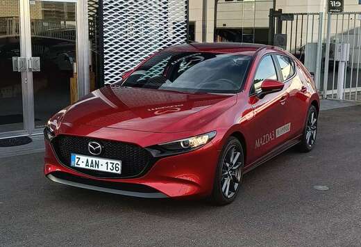 Mazda 3 Hatchback 2.5i e-Skyactiv-G Centre-line Centr ...