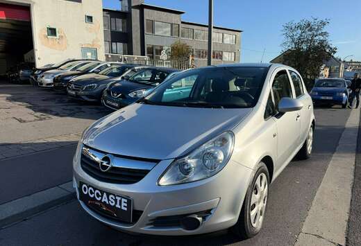 Opel Corsa 1.2i Cosmo Easytronic**12M GARANTIE**