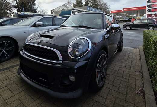 MINI Mini 1.6i JCW