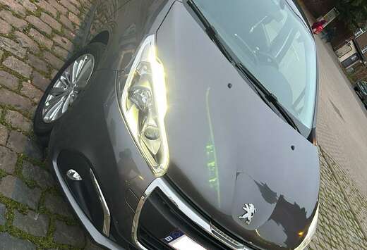 Peugeot 1.2i 82ch Active