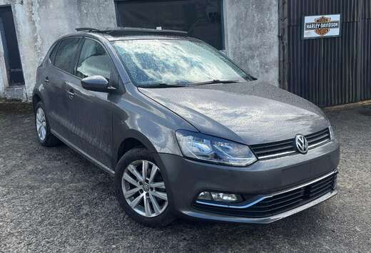 Volkswagen Polo essence *TOIT OUVRANT*