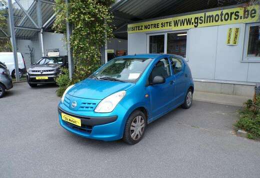Nissan 1.0 68cv 5 portes bleu 04/10 Radio USB