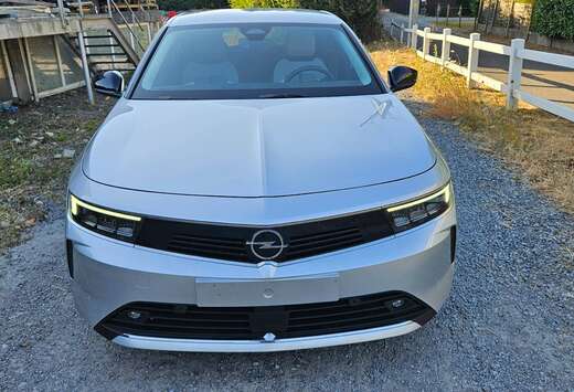 Opel Astra 1.2 Turbo Elegance S/S (EU6.4)
