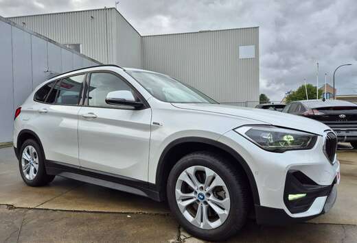 BMW PHEV 1.5iA xDrive25e / 4WD / HYBRID / 2022 !!