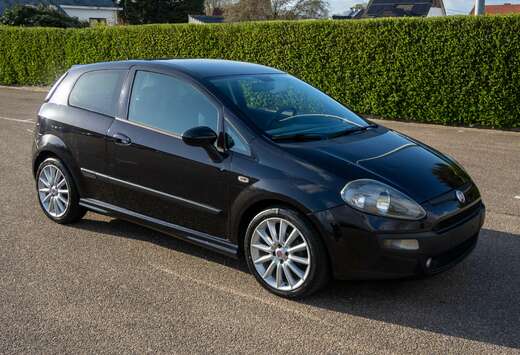 Fiat Punto EVO 1.3 MultiJet Racing