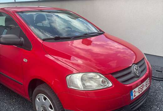 Volkswagen 1.2i Fox in the city