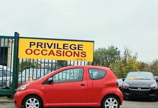 Toyota Aygo 1.0i VVT-i Car Dance DIRECTION ASSISTEE R ...