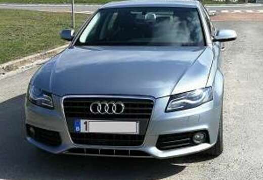 Audi A4 2.0 TDi Attraction Saloon Start/Stop DPF