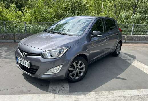 Hyundai 1.2i Comfort 3.999€ prete a imatriculer