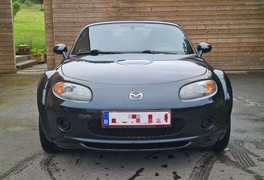 Mazda 1.8i 16v Active