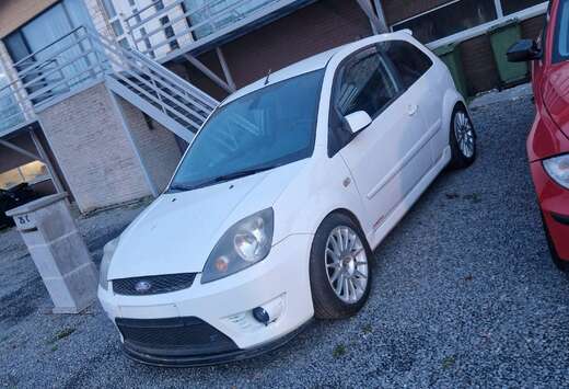 Ford Fiesta 2.0 ST