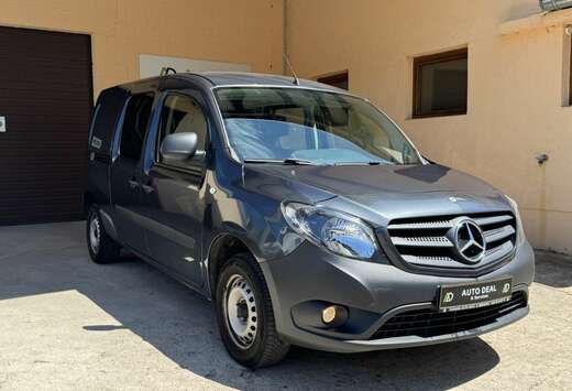 Mercedes-Benz 109 CDI Lang/Navi/Clime 90cv