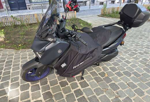 Yamaha XMAX 300 – 2024 – 5.400 km – tout équip ...