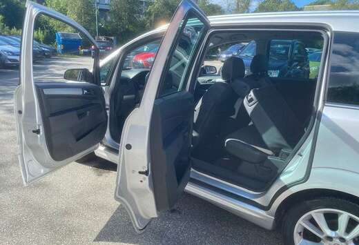 Opel 1.8 Easytronic Cosmo