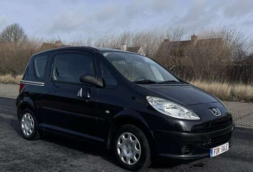 Peugeot 1007 1.4i Urban