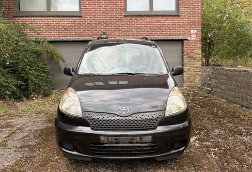 Toyota VERSO 1.3i VVT-i 16v CLIMATISATION ( AIRCO )
