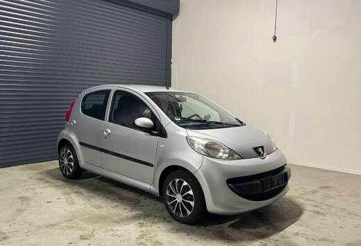 Peugeot 1.0i 12v Benzine