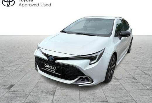 Toyota 1.8 HEV Style + Tech Pack 1K6