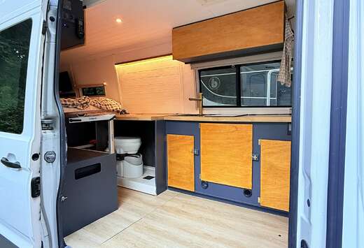 Volkswagen L5H4 Camper