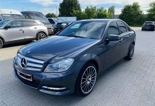 Mercedes-Benz CDI 7G-TRONIC Avantgarde Edition