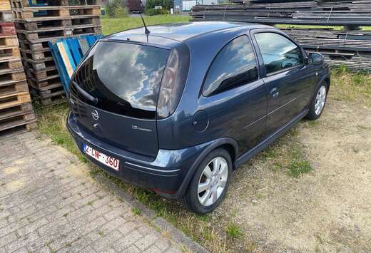 Opel Corsa 1.2i XEP 16v Silverline