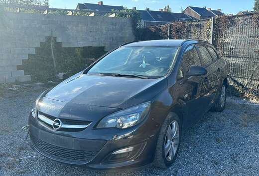 Opel Sports Tourer 2016// 196.000km// AirCo// GPS//