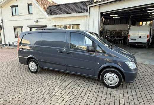 Mercedes-Benz long, FRIGO,airco,caméra 6 vit, 3 pl