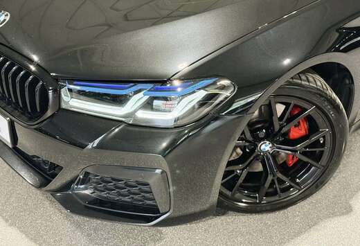 BMW 520d Touring M  HARMAN KARDON  LASER  PANO