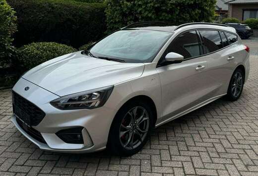 Ford Focus 1.5 EcoBoost ST-Line Business