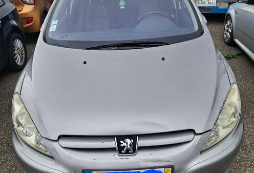 Peugeot SW+2.0+HDi+-+136