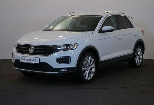 Volkswagen Sport 2.0TDI 4Motion DSGLEDNaviACCATR