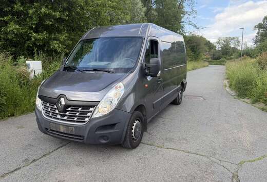 Renault 2.3 dCi
