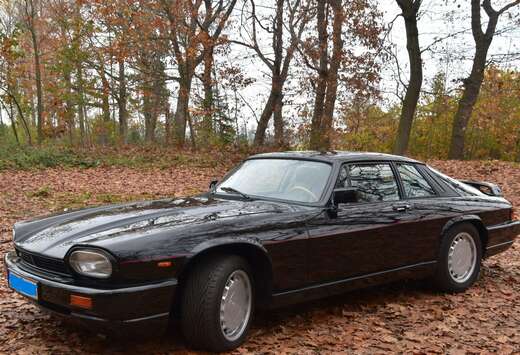 Jaguar XJR-s