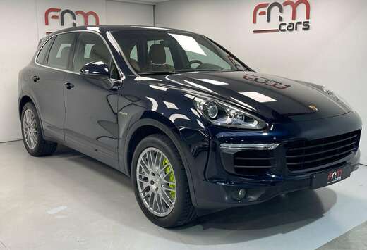 Porsche S Hybrid Tiptronic 136.000km bwj2017 Garantie