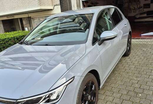Volkswagen 1.0 TSI Life Business OPF