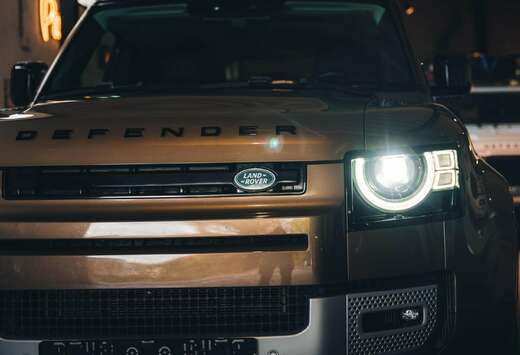 Land Rover Defender 110 3.0 D200 SE // NICE SPEC // E ...