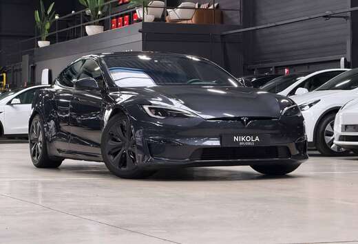 Tesla LONG RANGE -  AUTOPILOT ACTIVE - FACELIFT
