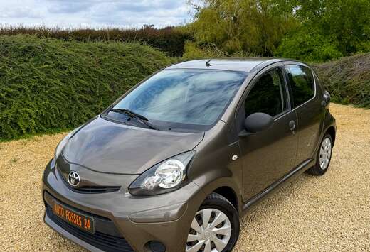 Toyota 1.0i Comfort 50.000 KM !!!!! PREMIER PROPRIETA ...