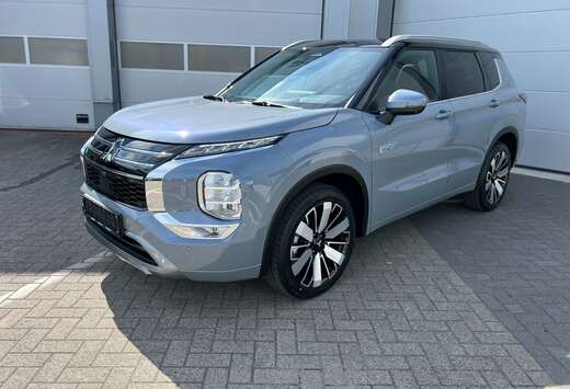 Mitsubishi Outlander MY 25 PHEV INSTYLE Luxery Pack