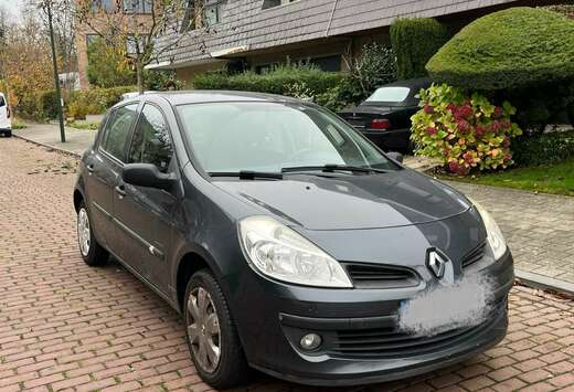 Renault 1.2 essence prête à immatriculé