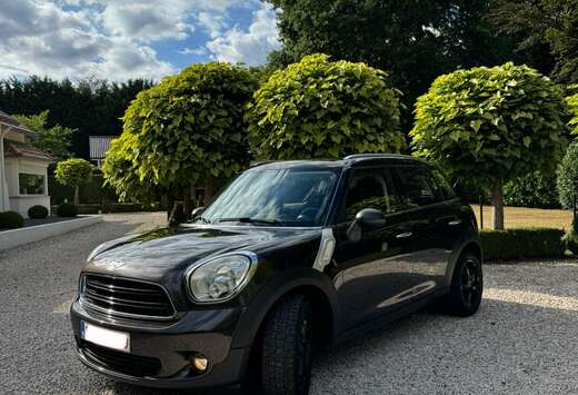 MINI MINI Countryman One D  Euro 6  10/2014  Nette s