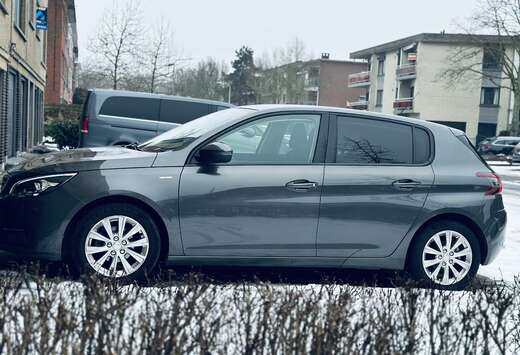 Peugeot 120 VTi Style