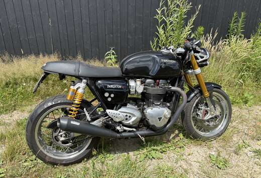 Triumph R 1200