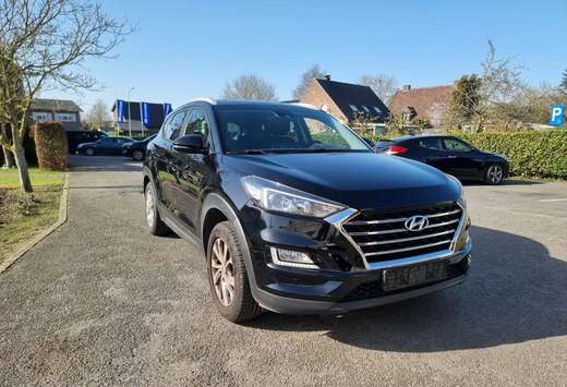 Hyundai Feel 1.6 M/T